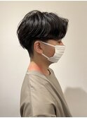 ニュアンスパーマ　メンズパーマ　センターパート　池袋