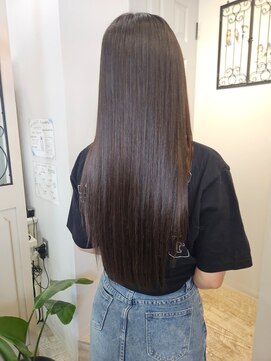 ヘア ケア ディエイチケー(HAIR CARE DHK) 艶サラストレートロング