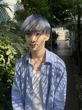 ログ オモテサンドウ(L.O.G OMOTESANDO) ハイライトミルクティーベージュツーブロックメンズマッシュ