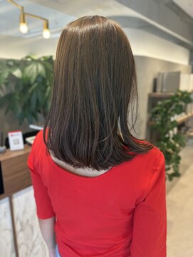 エレノア 藤沢(Eleanor) ミディアムヘア