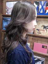 ブロック ジャポン(bloc japon)&nbsp;Feminine Ash Beige、やわらかな大人の透明感