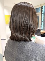 ローネス ギンザ(LONESS ginza)&nbsp;レイヤーボブグレージュ秋カラー冬カラー冬ヘア結べるボブ銀座