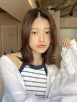 サンルーム(SUN room) 大人可愛いモカブラウンミディアムレイヤーくびれミディアム