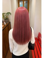 オルトレ(Oltre)&nbsp;透明感とツヤ感、派手過ぎないピンクカラー