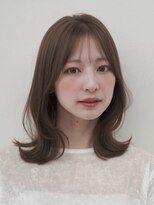 アンアミ オモテサンドウ(Un ami omotesando)&nbsp;韓国風くびれミディアムボブハッシュカット