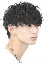 アーリー(Ali'i)&nbsp;波巻きスパイラルパーマニュアンスウルフ無造作束感ショート眉毛