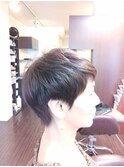 大人のショートスタイル