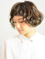 ヴォロンテ(volonte)&nbsp;ショートボブ/やわらかパーマ/ショコラグレージュ/レトロ/20代