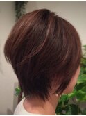産後の時期にもオススメのアッシュブラウンショートヘア。