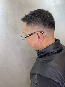 アンダーバーホワイトモデ 河内長野(_WHITE mode) ☆スキンフェード 千代田×河内長野