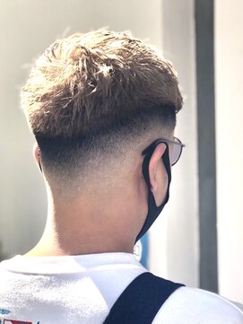 レックス 中野(rex) ブリーチ／フェードカット［中野／中野駅］