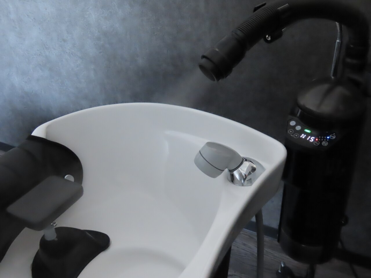 オオヒロ　循環器　ヘアエステ(NE )  循環器  頭皮クレンジング オオヒロ 循環器 ヘアエステ(NE ) 循環器 頭皮クレンジング