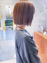 ルーク(LUKE) ハイライトと切りっぱなしボブ