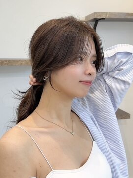 ビュー トウキョウ(VIEW TOKYO) 結んでも小顔で可愛い顔周り