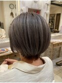 白髪ぼかしハイライト×シルバーグレージュ系