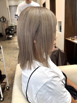 ラウブロッサム 大宮西口店(Lau Blossom) ダブルカラー、ケアブリーチ、髪質改善トリートメント、大宮駅