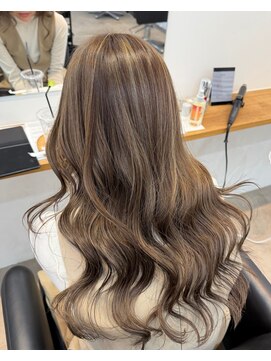 エトワールプラス 外国人風ハイライト