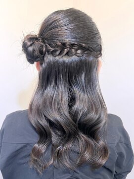 リリー シブヤ(Lilly shibuya) 【Lilly渋谷】#ヘアセット#ハーフアップ#くるみちゃんヘア