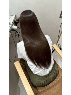 スラッシュホワイト テラッソ前店(SLASH white) 髪質改善/縮毛矯正/トリートメント/姫路