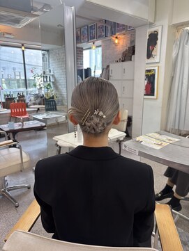 ヘアー アレス(hair ales) ねじねじカチモリ