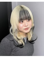 ギミックパシャ(GIMMICK pasha)&nbsp;抜きっぱなしブロンドとブラックのデザインカラー