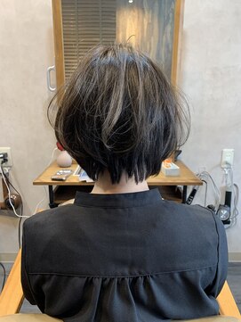 コネル ヘア アンド ハート(CONNEL HAIR And HEART) 春ボブ