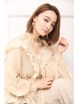 クラッチ ユニ(CLUTCH uni) くびれミディナチュラルワンカールボブc4