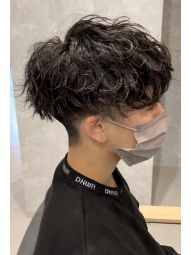 アビー(ABEY) 波巻きスパイラルパーマ刈り上げマッシュ