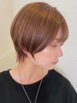 リンドヘアー(Lindo hair) くびれショート外ハネスタイル