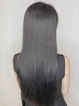 テラス ヘアアンドボタニカル(terrace) ロング／10代／20代／30代／アッシュブラック