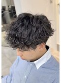 【強め】波巻スパイラルパーマ黒髪マッシュスタイル