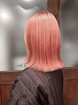 ラレイ ハラジュク(Lalei harajuku)&nbsp;【白石】ぱつっとボブ×ハイトーンピンクヘア