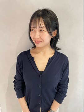 リアン バイ キートス(Lien by kiitos) くびれミディアム/レイヤーカット/耳かけしても可愛い髪型/