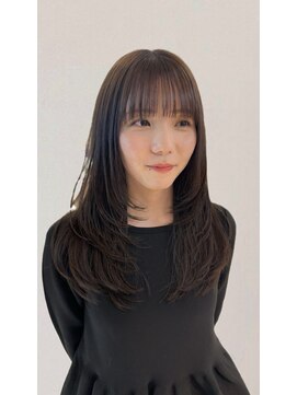 ヘアーワークスタジオ ノイズ(noize) 小顔見えロングレイヤー｜軽さと艶をまとえるヘア