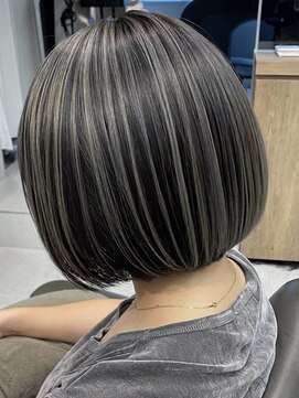 シャルムバイケンジ(Charm.by KENJE) 暗めカラーグランマッシュデザインカラー髪質改善20代30代有楽町