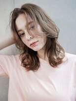 ギークス(GEEKS)&nbsp;【GEEKS渋谷】ハッシュカット/顔周りレイヤー/冬カラー/20代30代