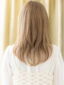 カバーヘア ブリス 川口(COVER HAIR bliss) バタフライカット金髪ホワイトブロンド小顔ウルフY川口20代30代