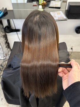 ココ 本八幡(KOKO) #黒髪#小顔#オリーブグレー#ココアベージュ#ロングヘア