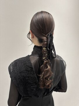 お呼ばれヘア◎ピタッと編み下ろし