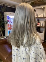 コレット ヘアー 大通(Colette hair) White silver☆