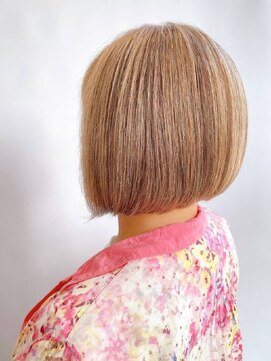 ヘア イノウエ HAIR INOUE 前下がりボブ