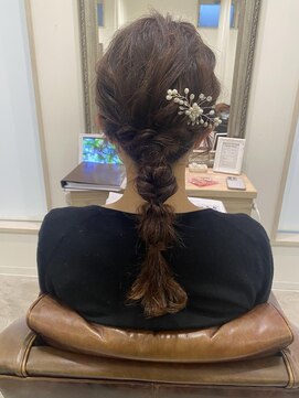 アドラーブル はなみずき店(adorable) 【ヘアセット】【結婚式】【編み下ろし】