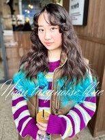 カフェアンドヘアサロン リバーブ(cafe&hair salon re:verb)&nbsp;ネオンターコイズブルー