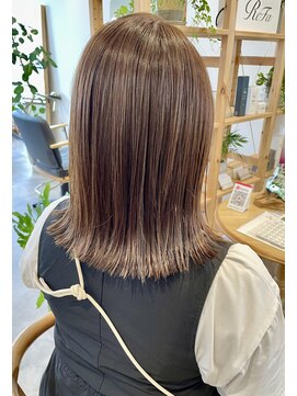 ソラ(SORA.) 大人可愛い20代30代40代50代オススメ外ハネミディ♪