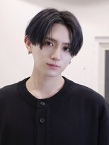 アーリー(Ali'i)&nbsp;ストレートセンターパート/刈り上げ/縮毛矯正/韓国