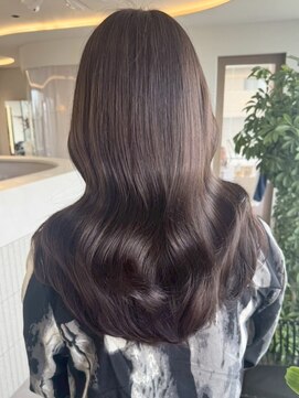 ビビバイベル(BiVi by BHEL) 桑名ロングレイヤーカットハッシュカット透明感カラー重めロング