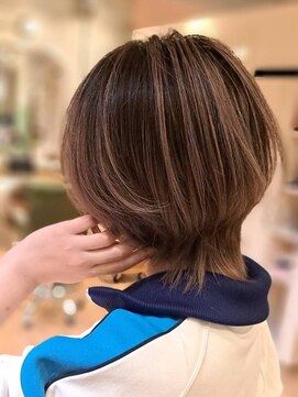 アットティー 金沢八景(at tee...) 【ウルフショート×シャドウルーツ】