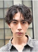 微分けセンターパートルーズシャドウパーマ