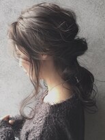 フェミニンなゆるふわ簡単アレンジスタイル【担当.miyuki】