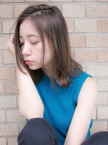 リリアン 青山(relian)&nbsp;柔らかベージュで大人可愛い